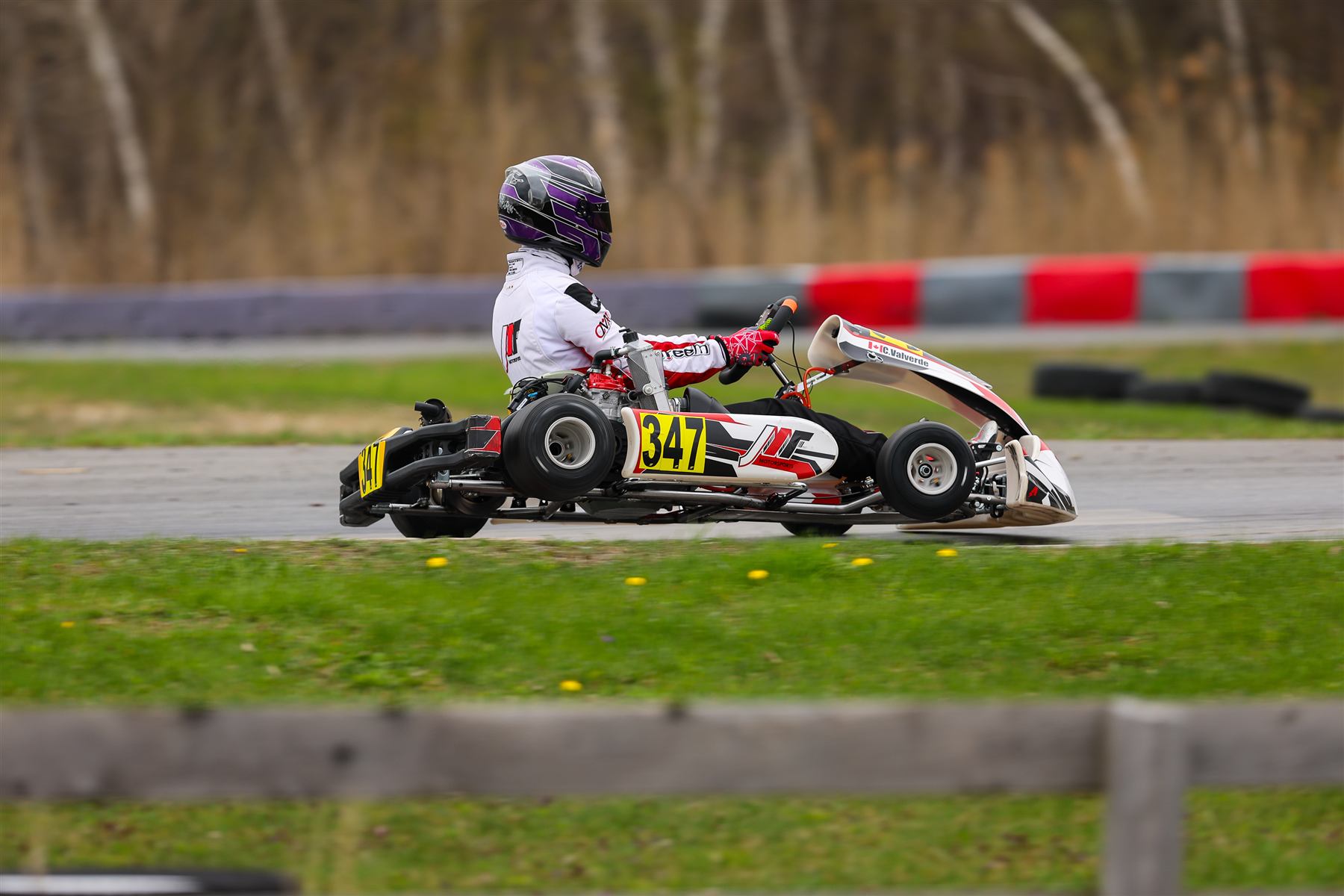 Christian Valverde, 2 tyres faster than 4
