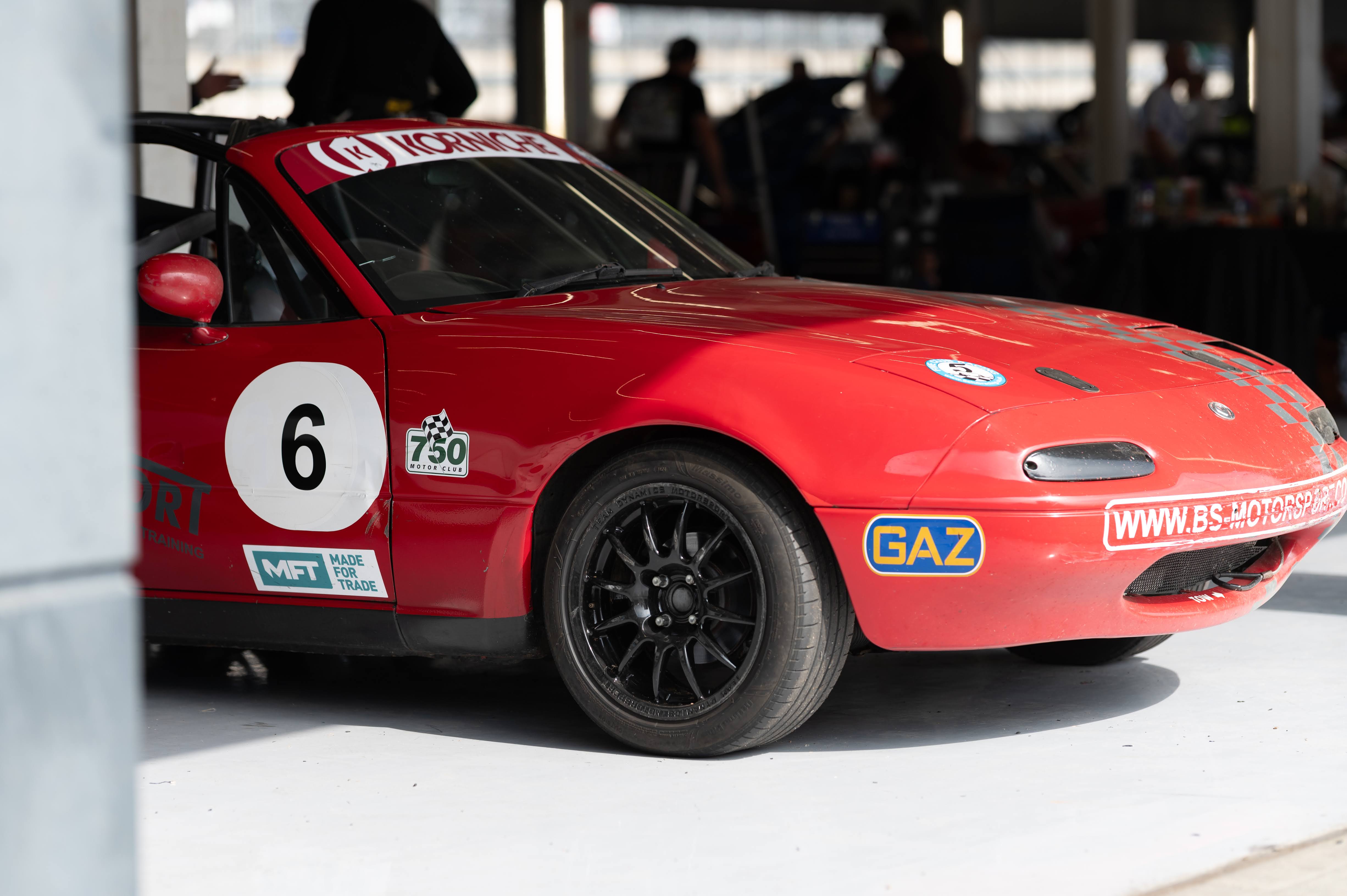 Christian Valverde's MX-5, nose, Silverstone